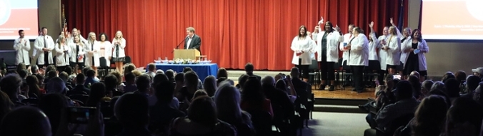 Nursing Class of 2019 reciting the Nightingale Pledge.